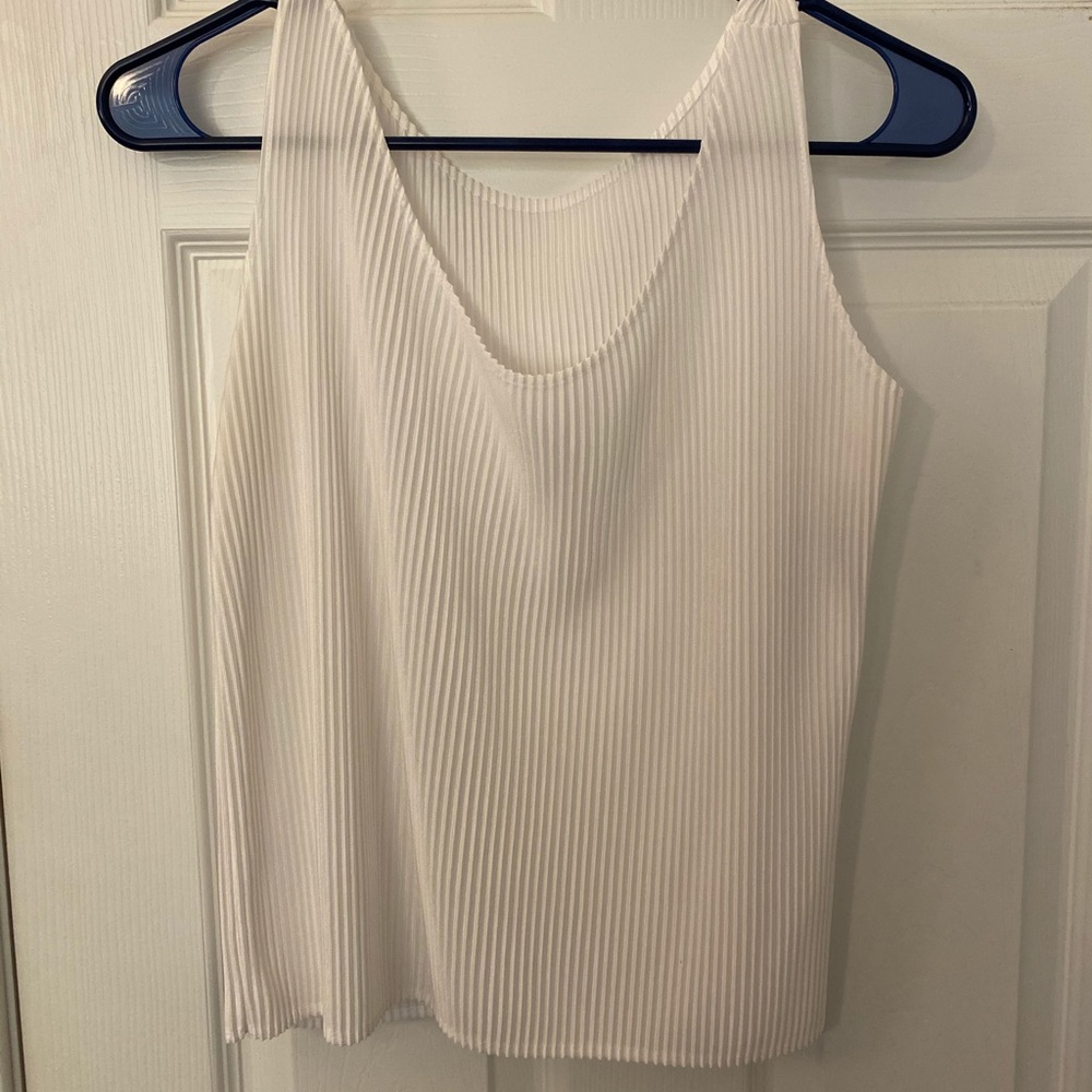 Accordion white silk tank top